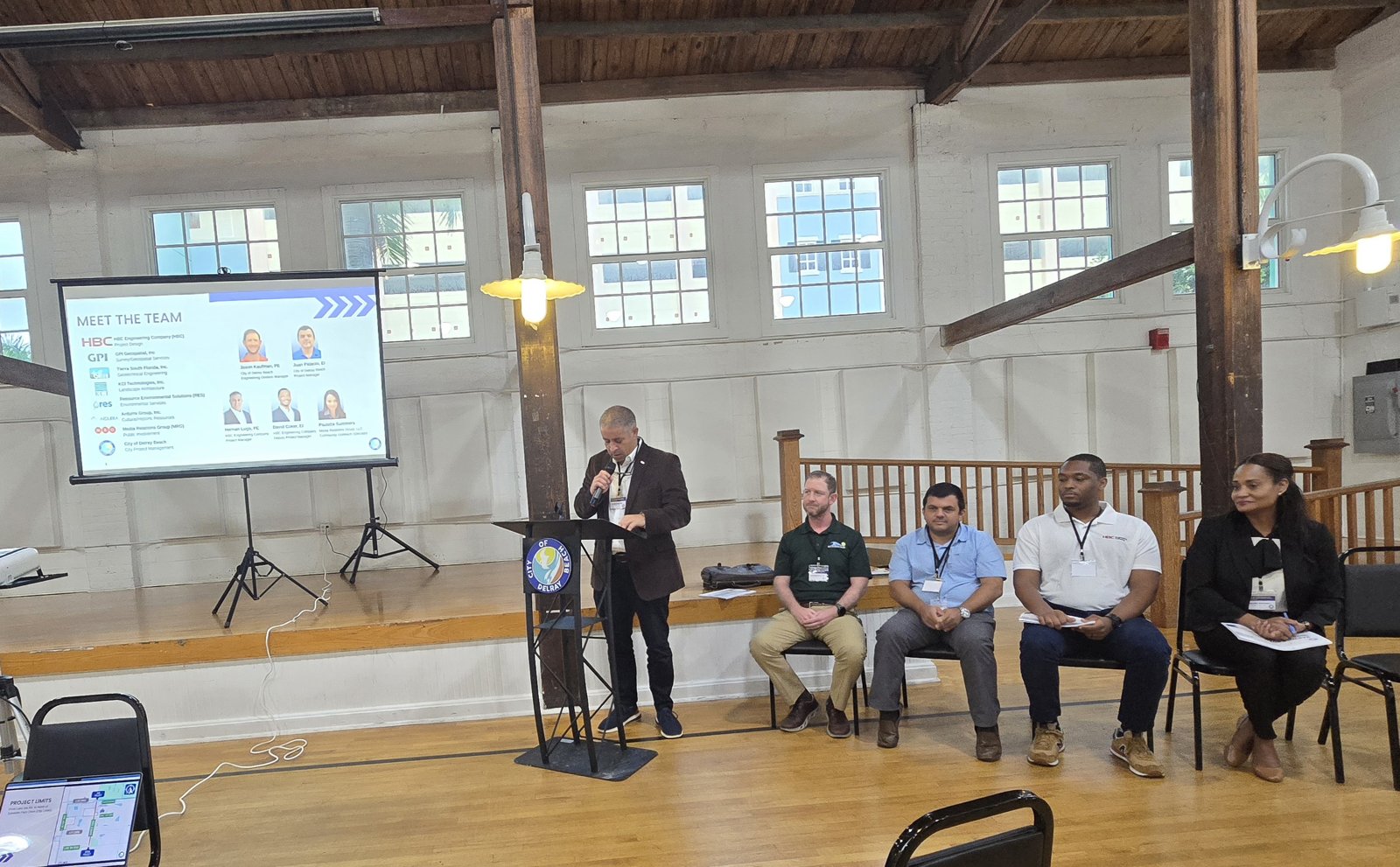 The project team presents the proposed improvements.